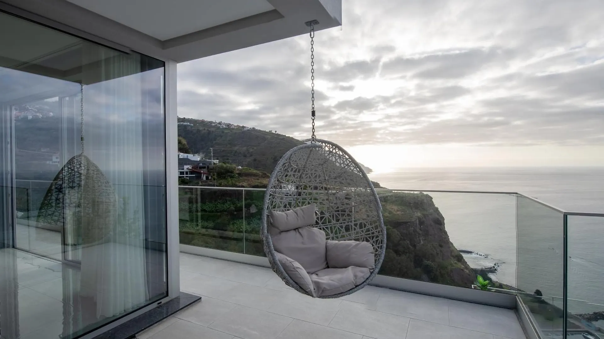 Luxury Villa Perola Calheta  Portugal